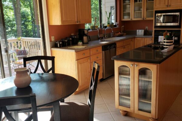 pretty kitchen